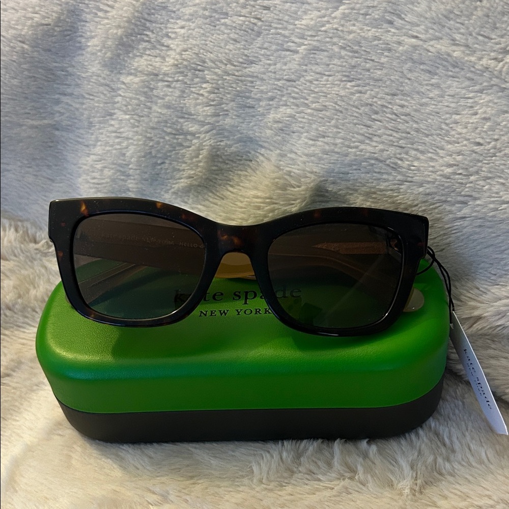 NWT Kate Spade Tortoise Shell Rectangular Sunglasses with Brown Lenses